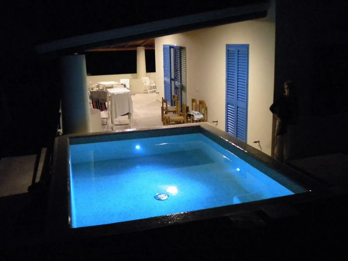 Villa Ustica Mari e Carlo Contrada Ogliastrello Isola di Ustica Italia